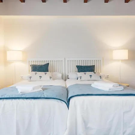Holiday home Les Madrenes Intriago